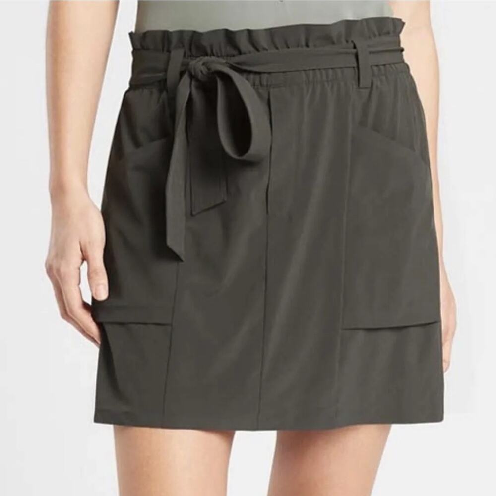 Athleta Arbor Olive Belted Skyline Skirt size 4